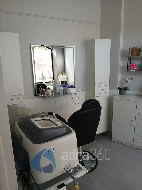Geschaftsraum zur Miete in  Logroño