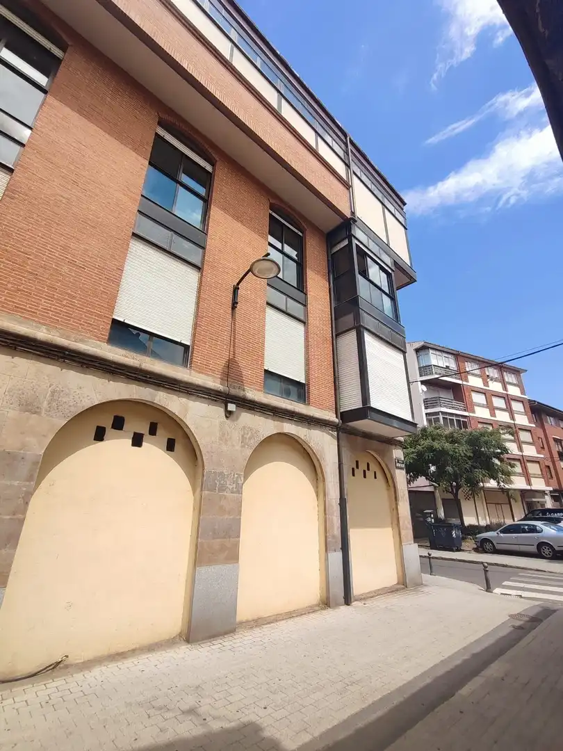 Exterior view of Flat for sale in Astorga  with Heating