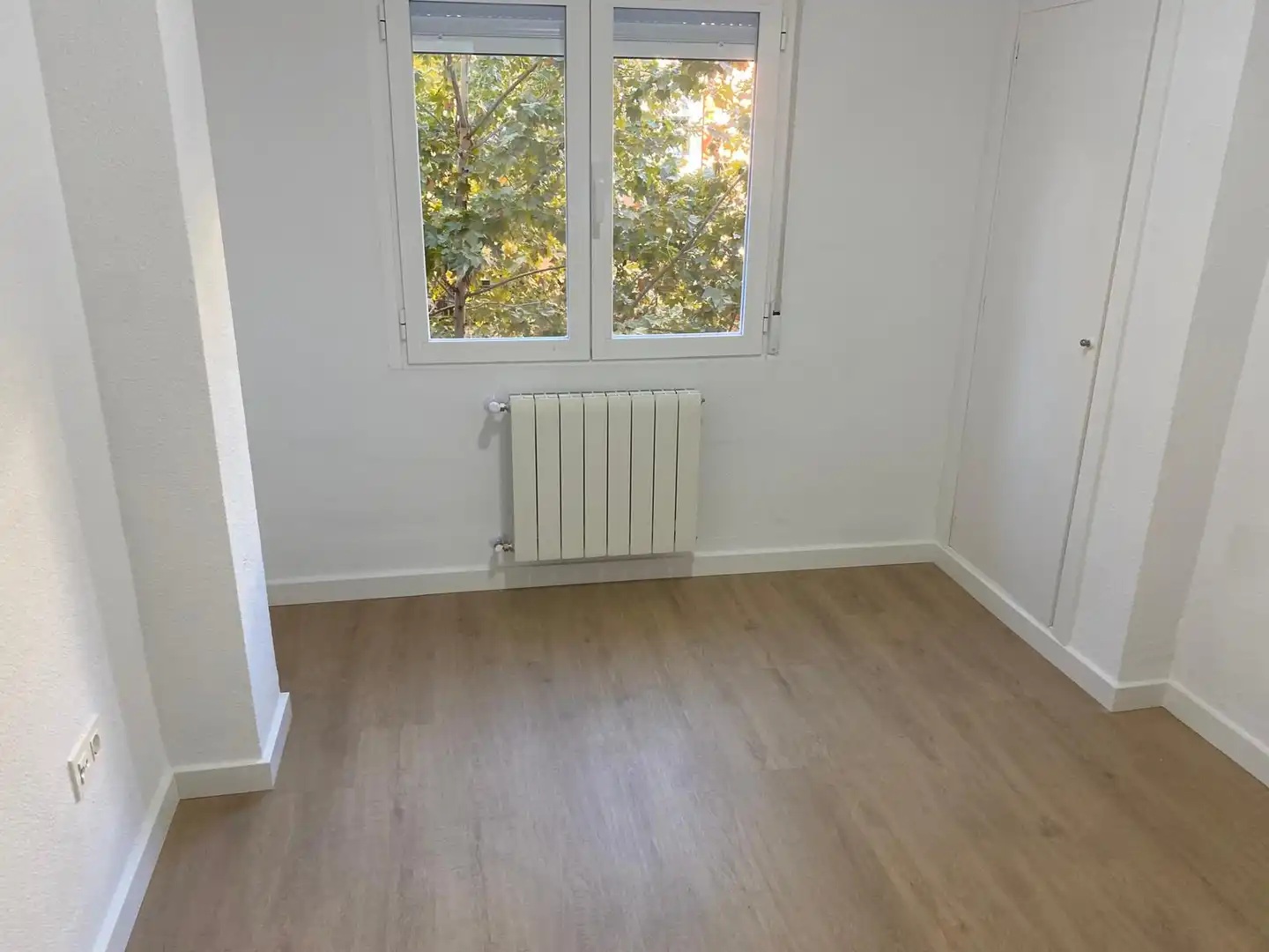 Bedroom of Flat for sale in El Perchel