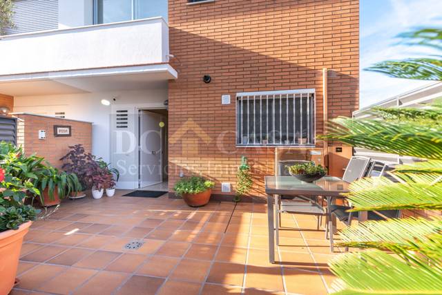 Casa adosada en Venta en Mas Lluí
