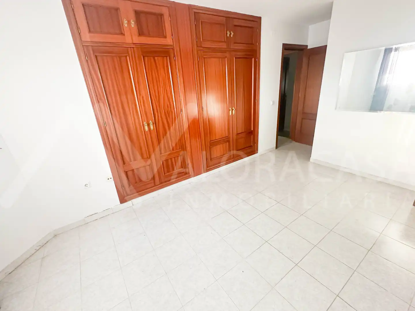 Bedroom of Flat for sale in Málaga  with Air Conditioner, Terrace and Community pool