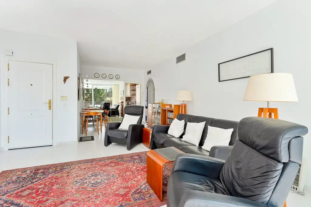 Apartamento con piscina en venta en Riviera del Sol, imagen 5