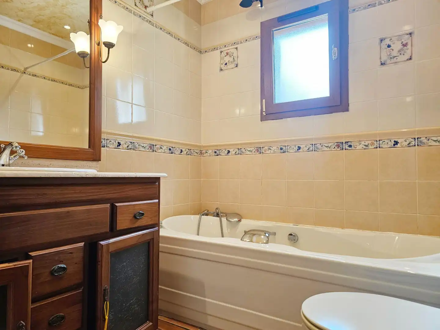 Bathroom of Houses for rent in Dénia  with Air Conditioner, Heating and Private garden