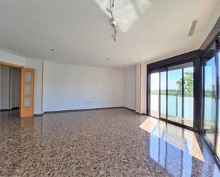 Living room of Flat for sale in Torrent  with Air Conditioner and Terrace