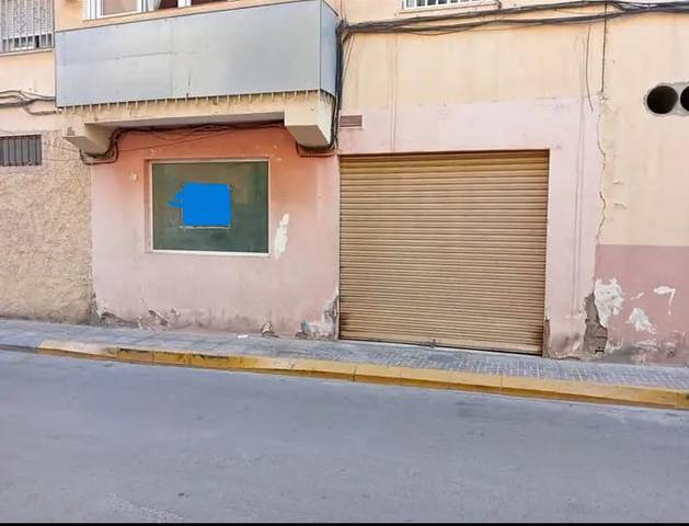 Local comercial en Venta en Calle Escolar de Viator, 9 en Viator