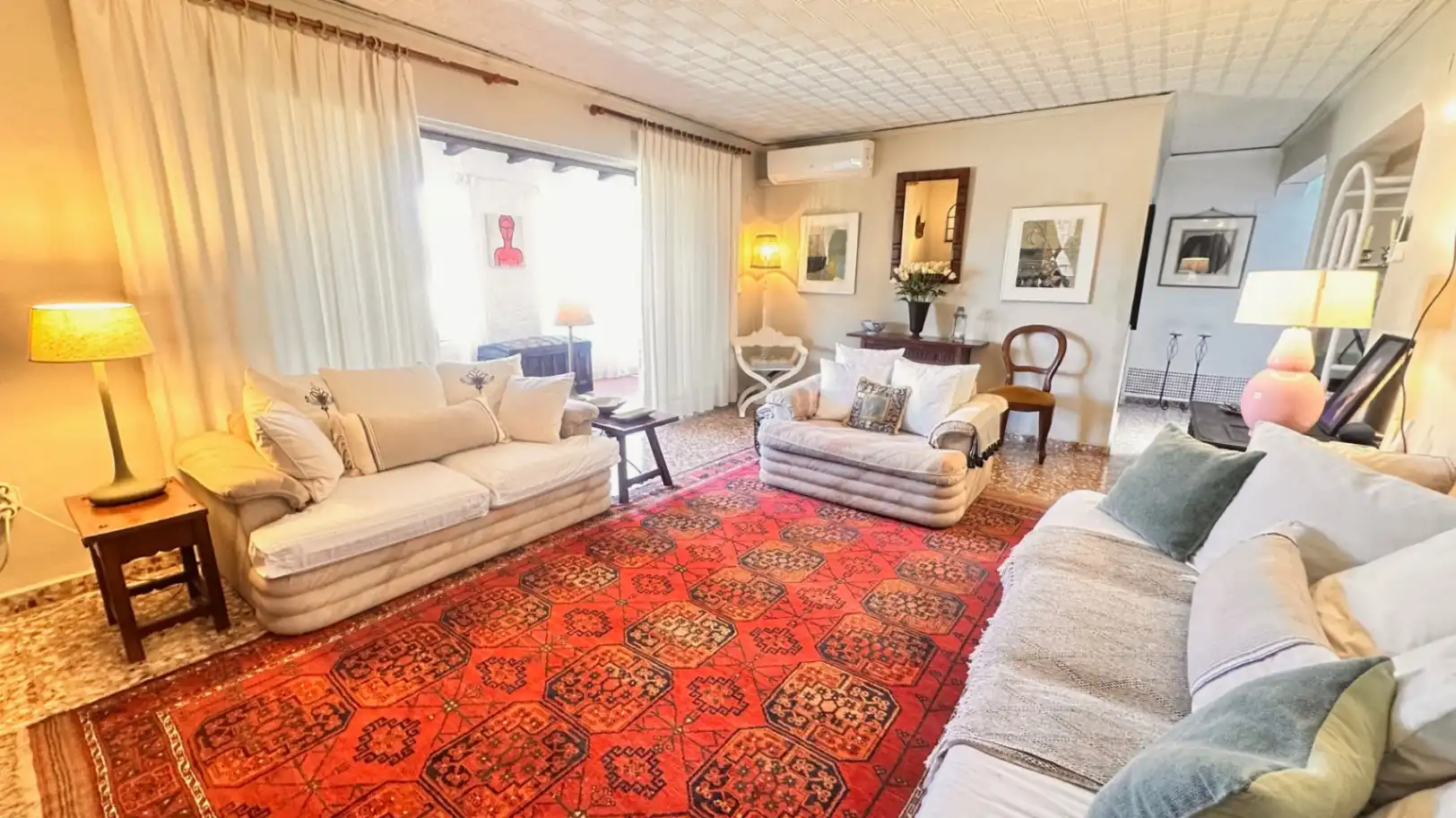 Detached house with pool for sale in El Montgó
