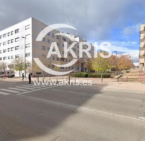 Individual en venda a Paseo de Diego Martínez Barrio