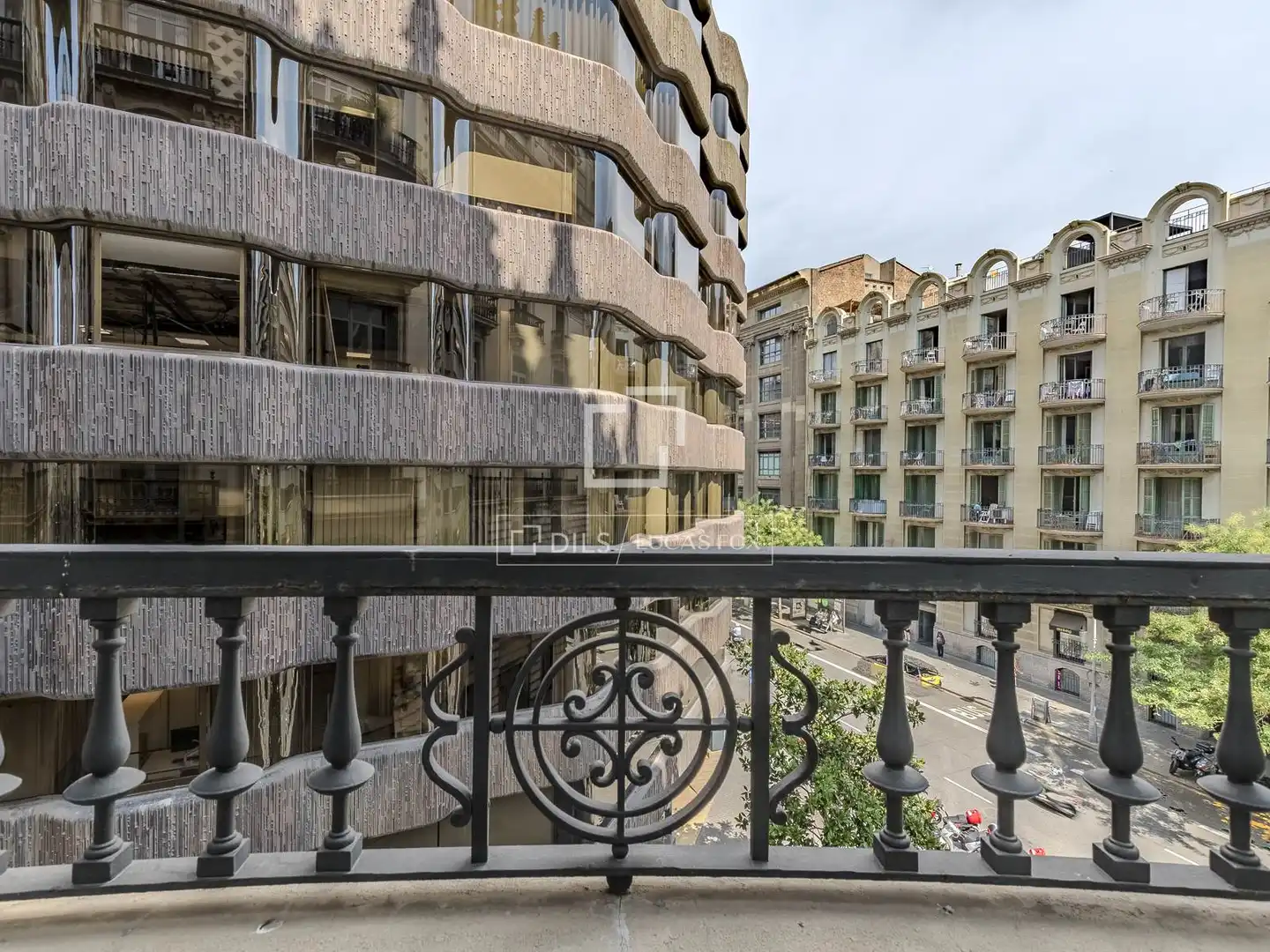 Vista exterior de Piso en venta en Barcelona con Aire acondicionado, Calefacción y Parquet