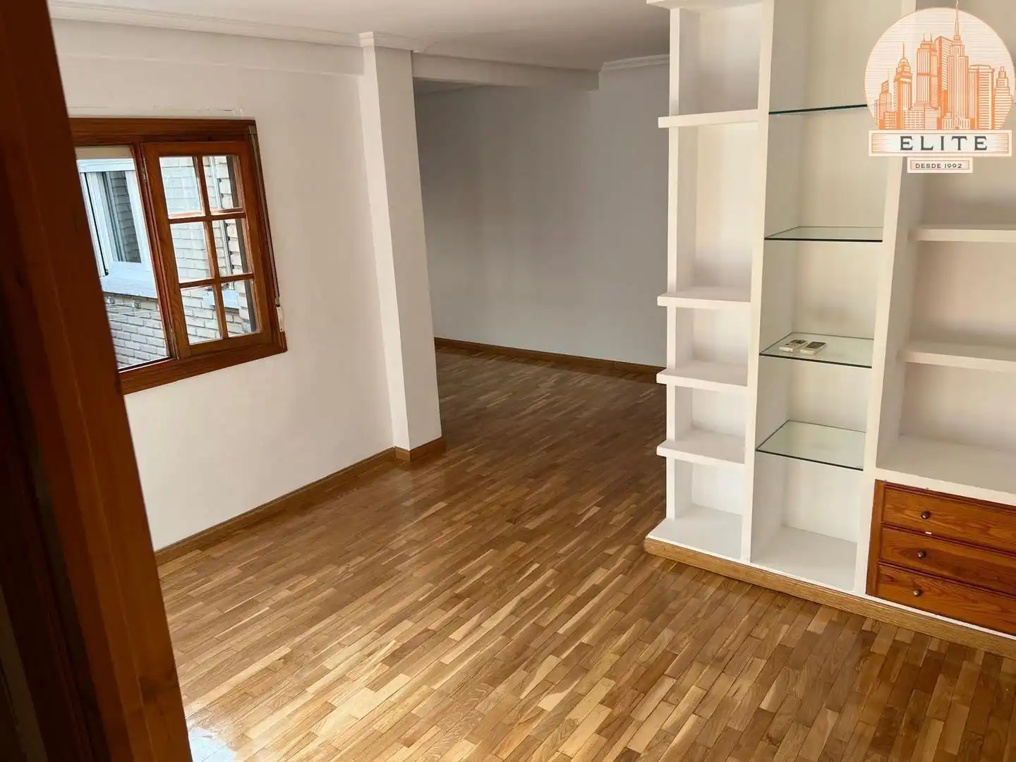Piso en venta en Alcorcón con Aire acondicionado, Calefacción y Parquet