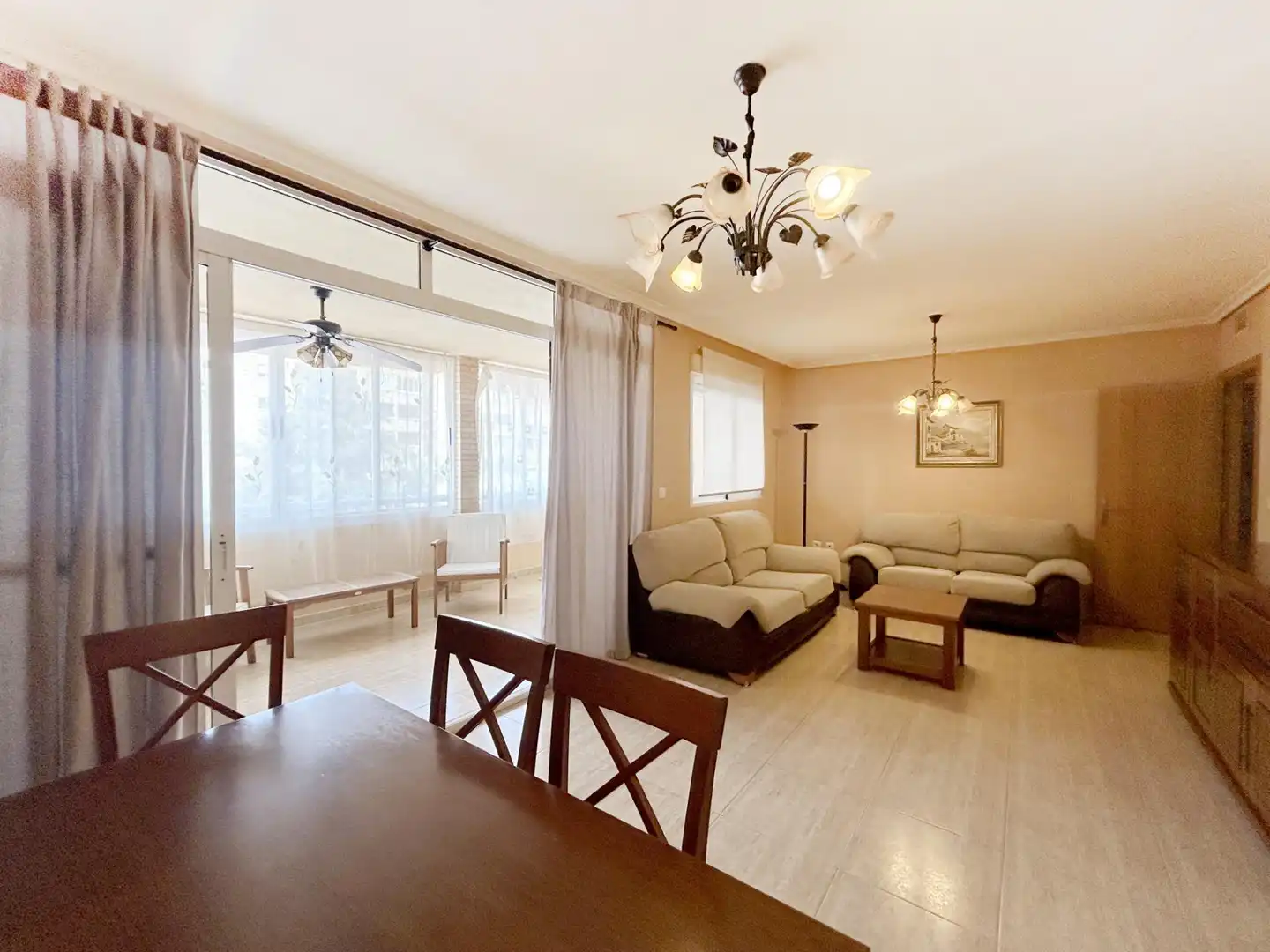 Sala de estar de Apartamento en venta en Benalúa - Babel