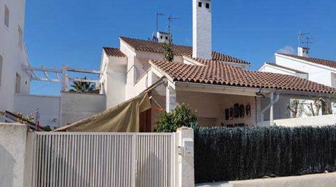 Solvia Inmobiliaria  Chalet adosado Cambrils