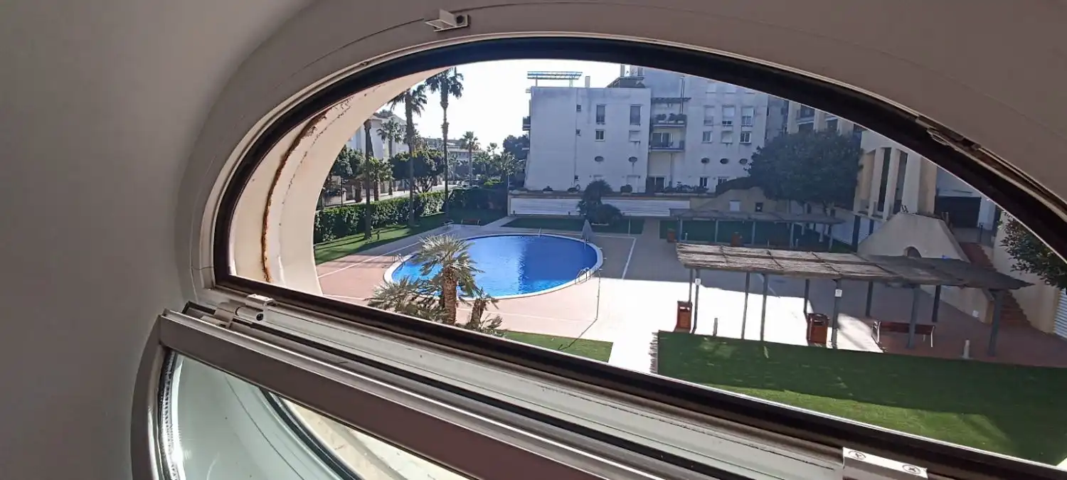 Schwimmbecken von Wohnungen zum Verkauf in Sitges mit Parkett, Terrasse und Abstellraum