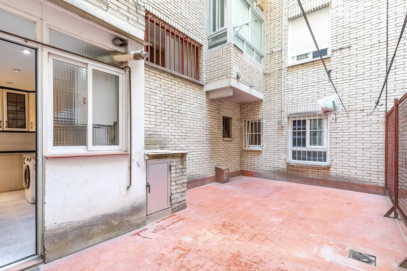 Vista exterior de Pis en venda en Fuencarral - El Pardo