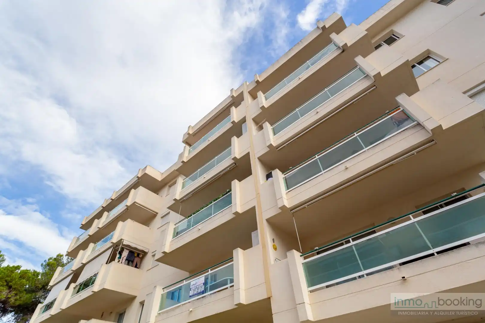 Außenansicht von Wohnungen zum Verkauf in Salou mit Klimaanlage, Heizung und Gemeinschaftspool
