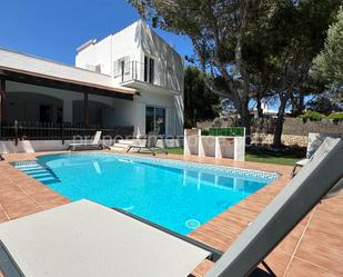 Vista exterior de Casa o xalet en venda en Sant Lluís amb Jardí privat, Terrassa i Piscina