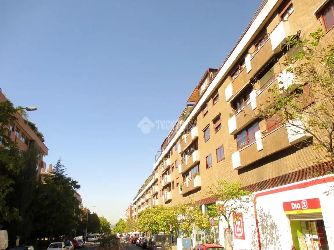 Vista exterior de Local en venta en Madrid con Aire acondicionado y Calefacción