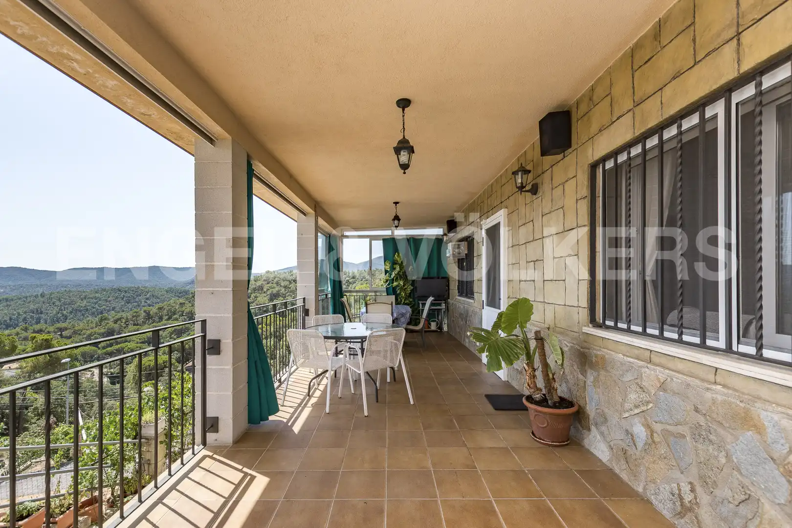 Terrassa de Casa o xalet en venda en Tordera amb Aire condicionat, Calefacció i Jardí privat