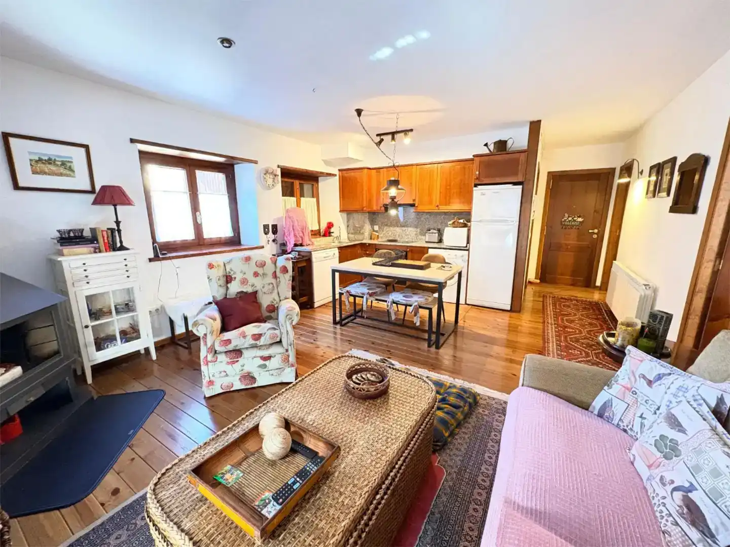 Sala de estar de Piso de alquiler en Naut Aran con Parquet, Amueblado y Balcón