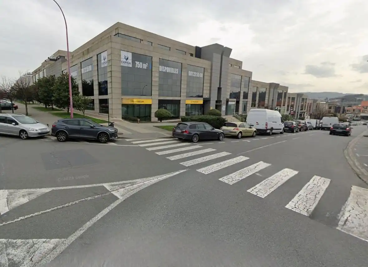 Locale commerciale in vendita a Calle Copérnico 1, imagen 2