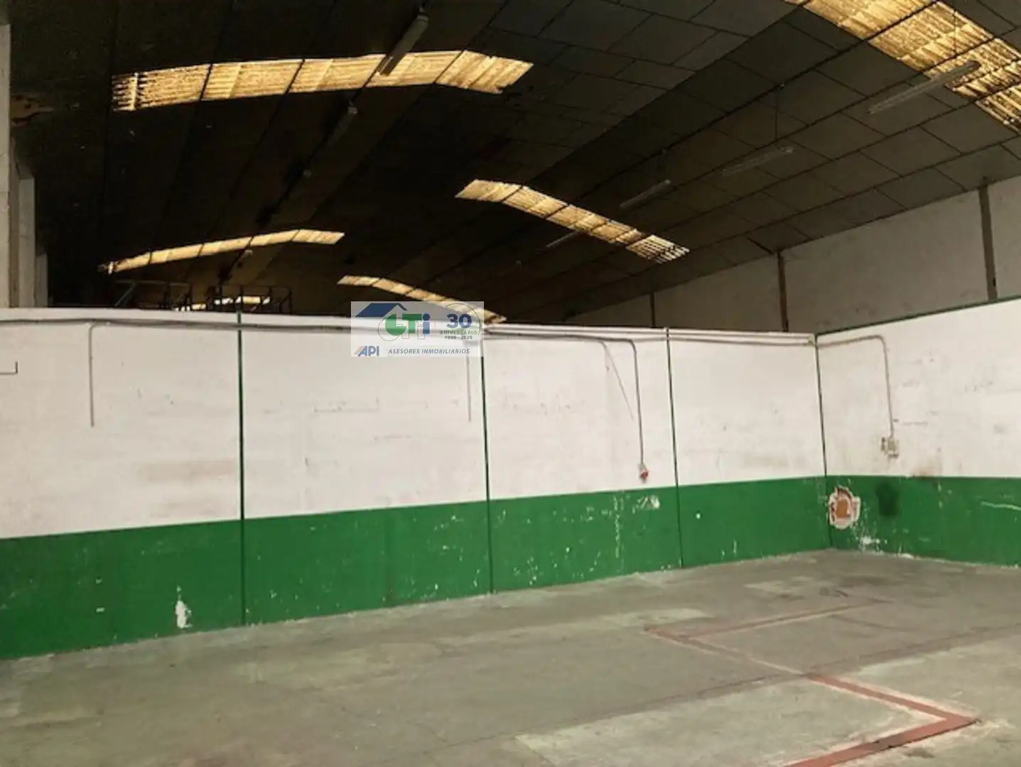 Nau industrial de lloguer en Utebo