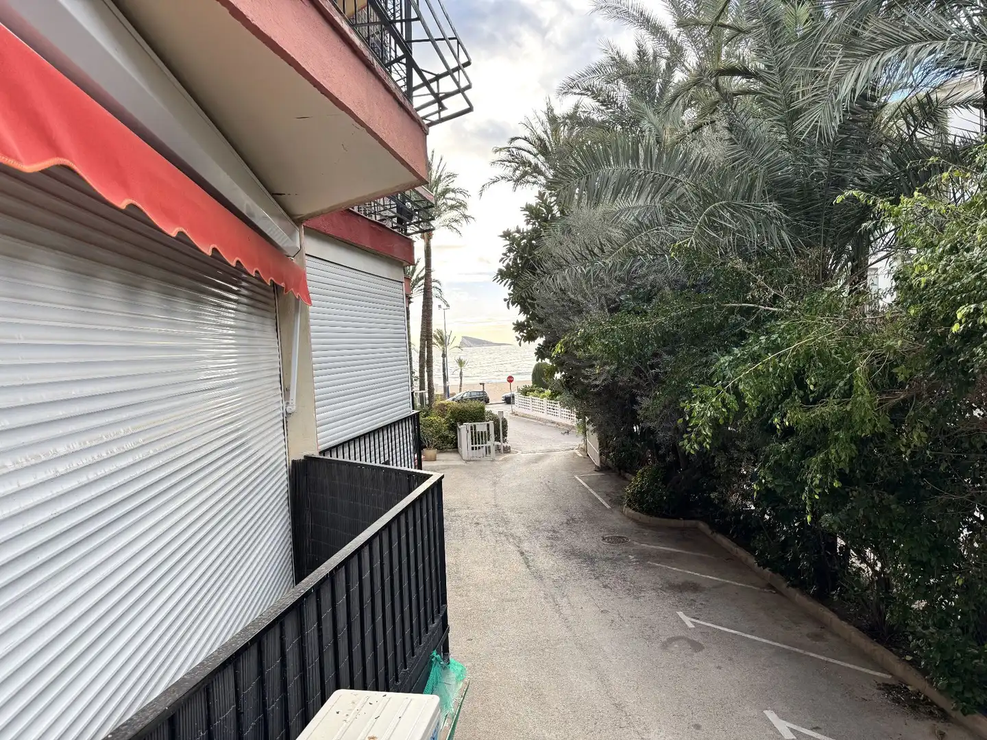 Vista exterior de Apartament de lloguer en Benidorm amb Aire condicionat, Calefacció i Terrassa