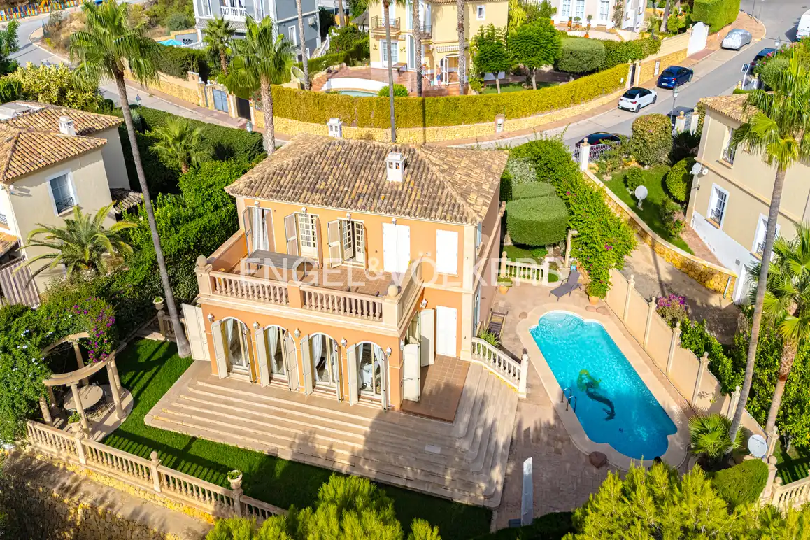 Detached house with terrace for sale in Calle Isla Mallorca, imagen 3