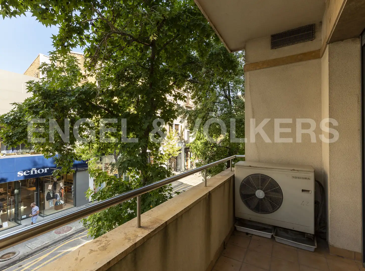 Balcony of Office for sale in Manresa
