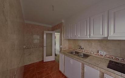 Kitchen of Flat for sale in Banyoles