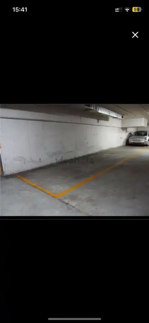 Parkplatz von Garage zur Miete in Oleiros
