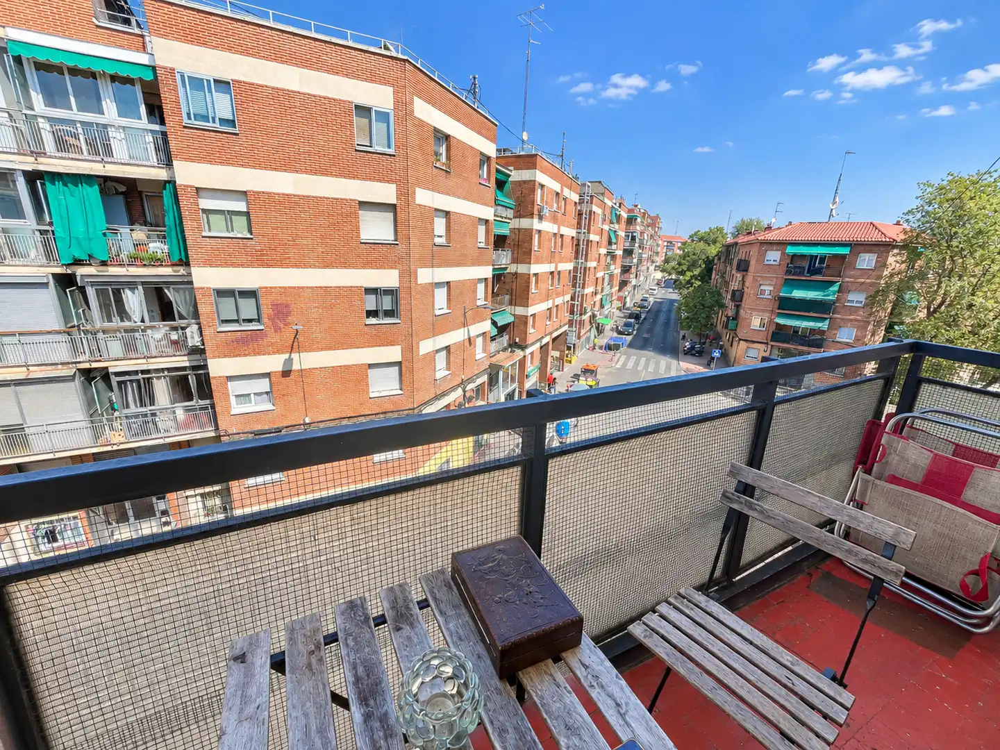 Vista exterior de Piso en venta en Latina