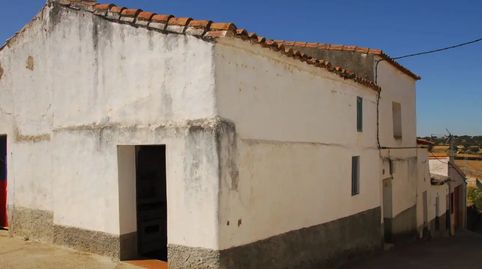 Foto 2 de Casa adosada en venda a Travesía Florinda de la Cava, 2, Torrejón el Rubio, Cáceres
