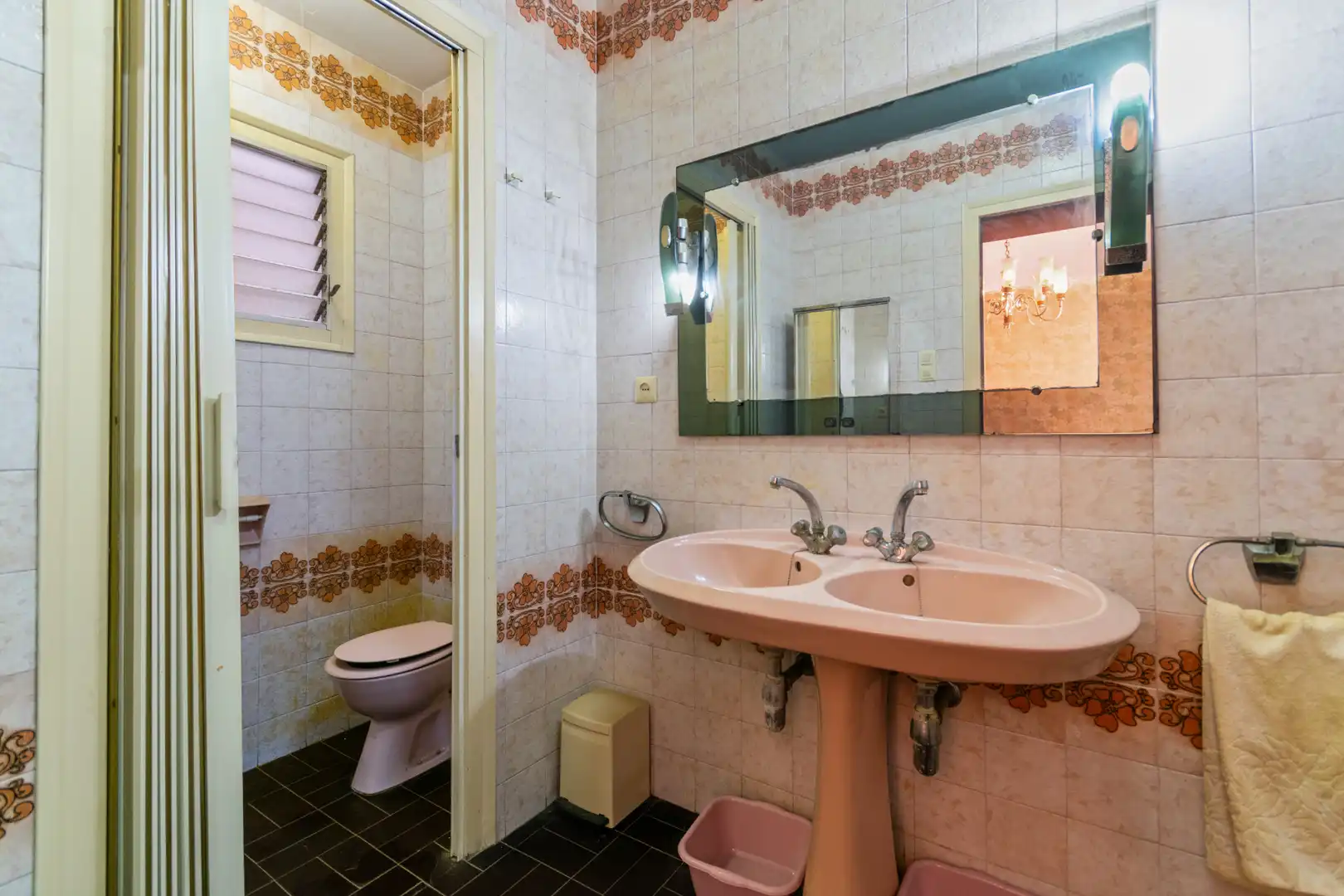 Baño de Casa o chalet en venta en Badalona con Jardín privado, Terraza y Trastero