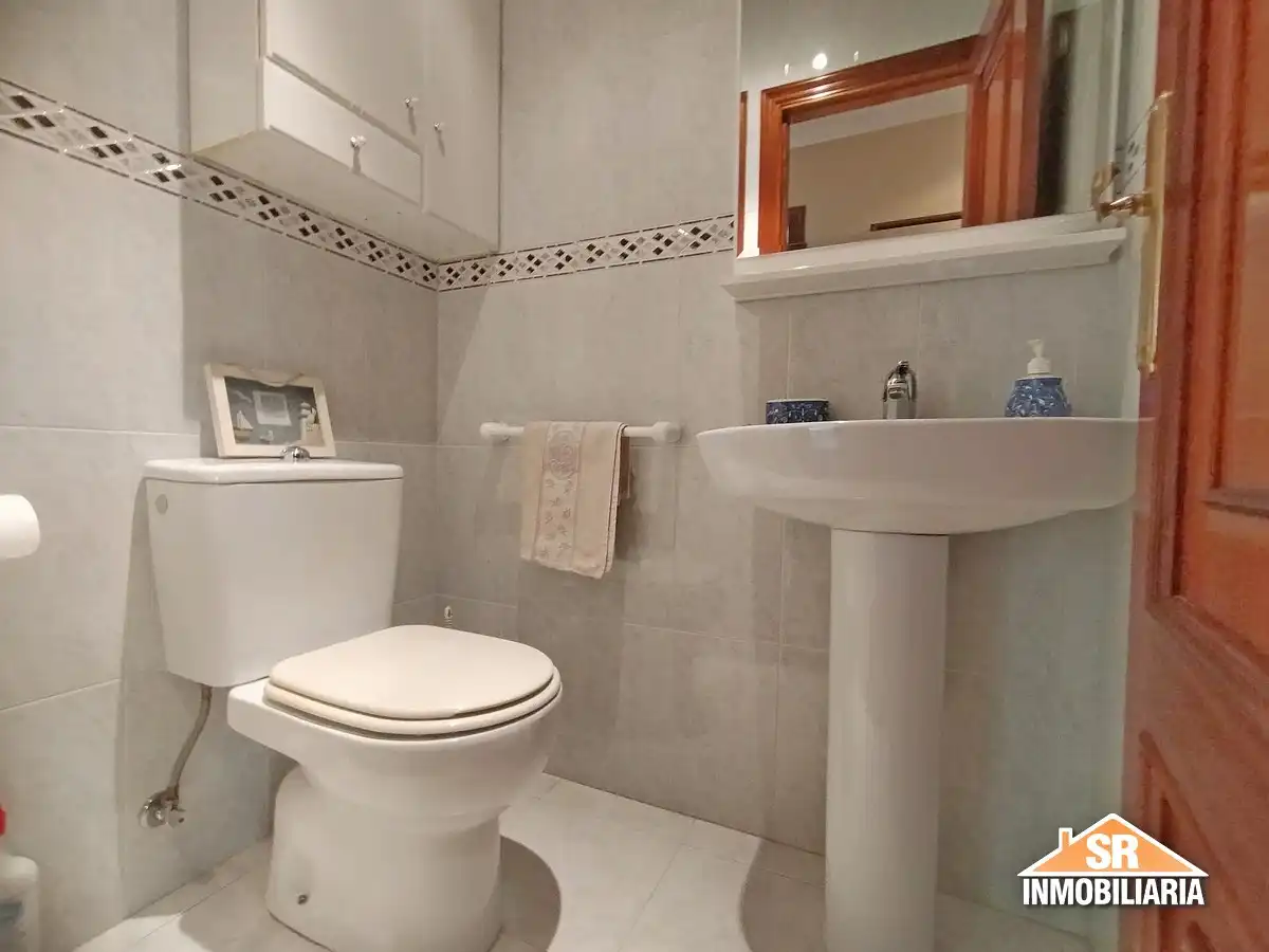 Penthouse with lift to rent in Calle General Salcedo Molinuevo, imagen 29