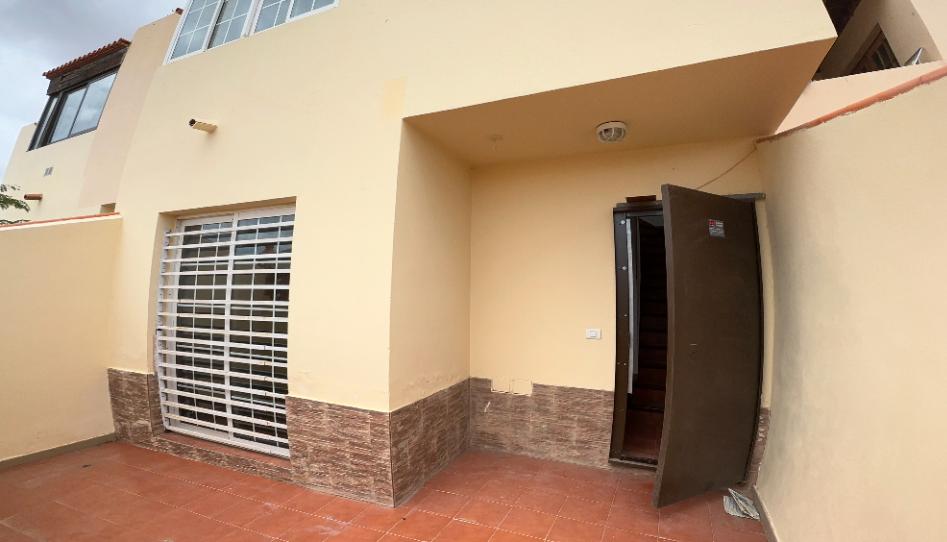 Photo 1 of Single-family semi-detached for sale in Calle Pablo Picasso, 2, Caleta de Fuste, Las Palmas