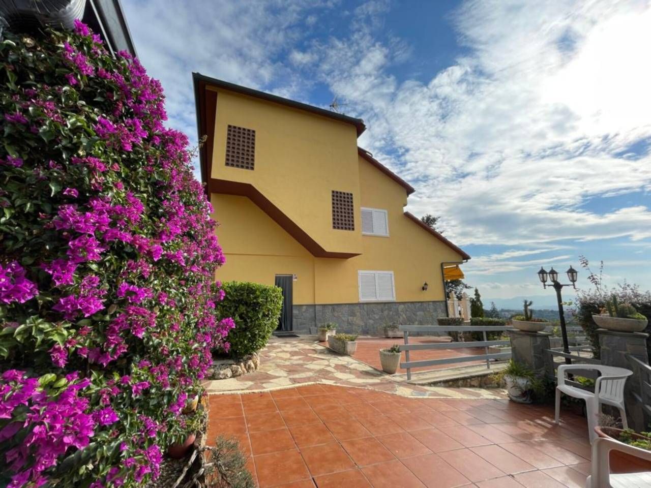 Exterior view of House or chalet for sale in Bigues i Riells  with Air Conditioner, Heating and Private garden