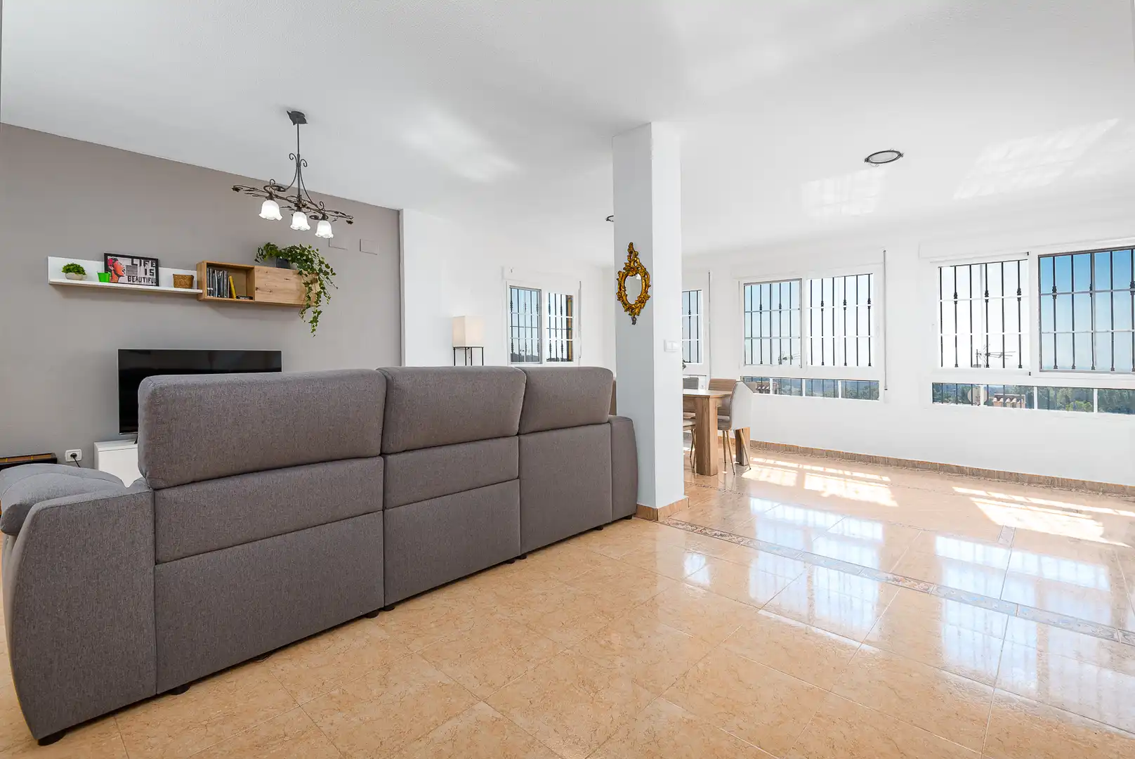 Sala de estar de Casa o chalet en venta en Aigües con Aire acondicionado, Terraza y Trastero