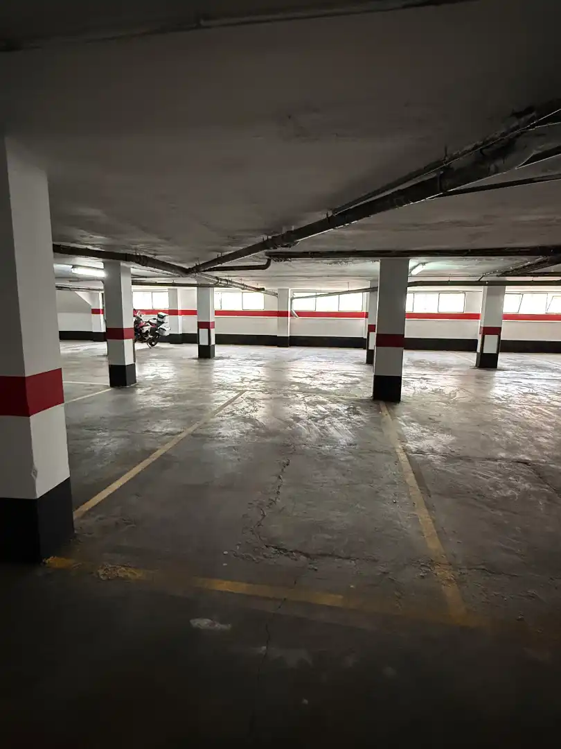 Parkplatz von Garage zur Miete in Alboraya mit Alarm