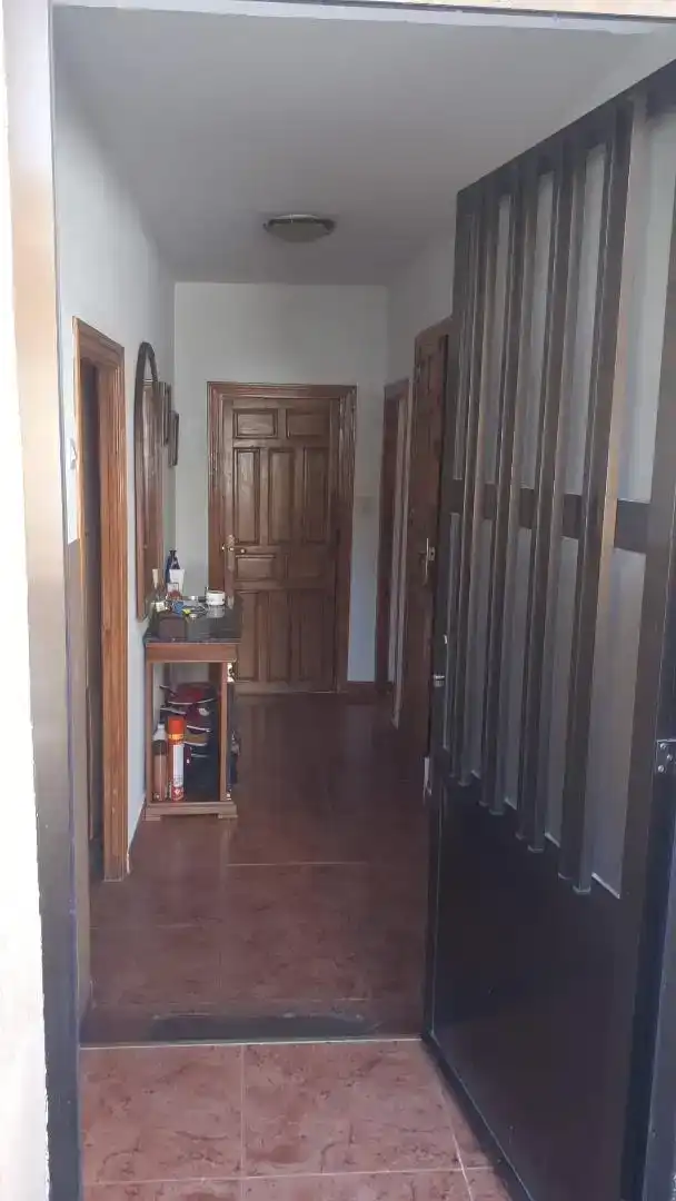 Casa adosada en venda en Burgohondo amb Traster, Moblat i Forn