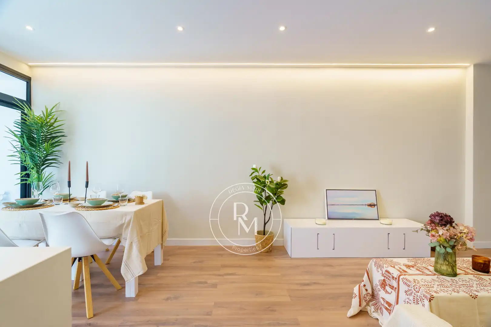 Sala de estar de Piso en venta en Sitges con Aire acondicionado, Calefacción y Parquet