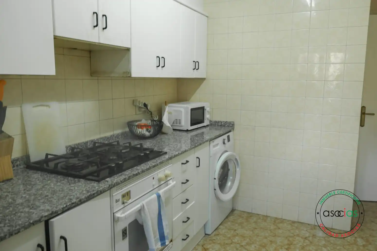 Cuina de Pis en venda en Gijón  amb Calefacció i Parquet