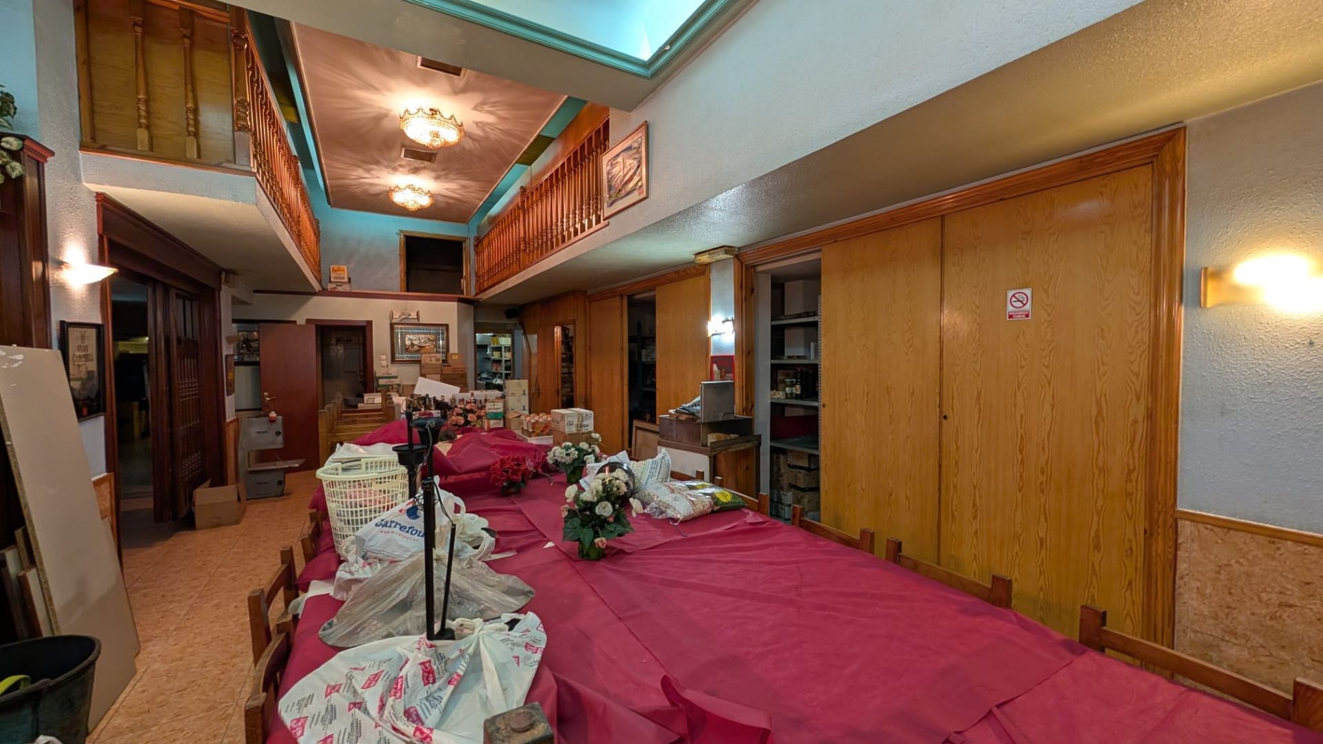 Comedor de Local en venta en  Zaragoza Capital con Aire acondicionado y Amueblado