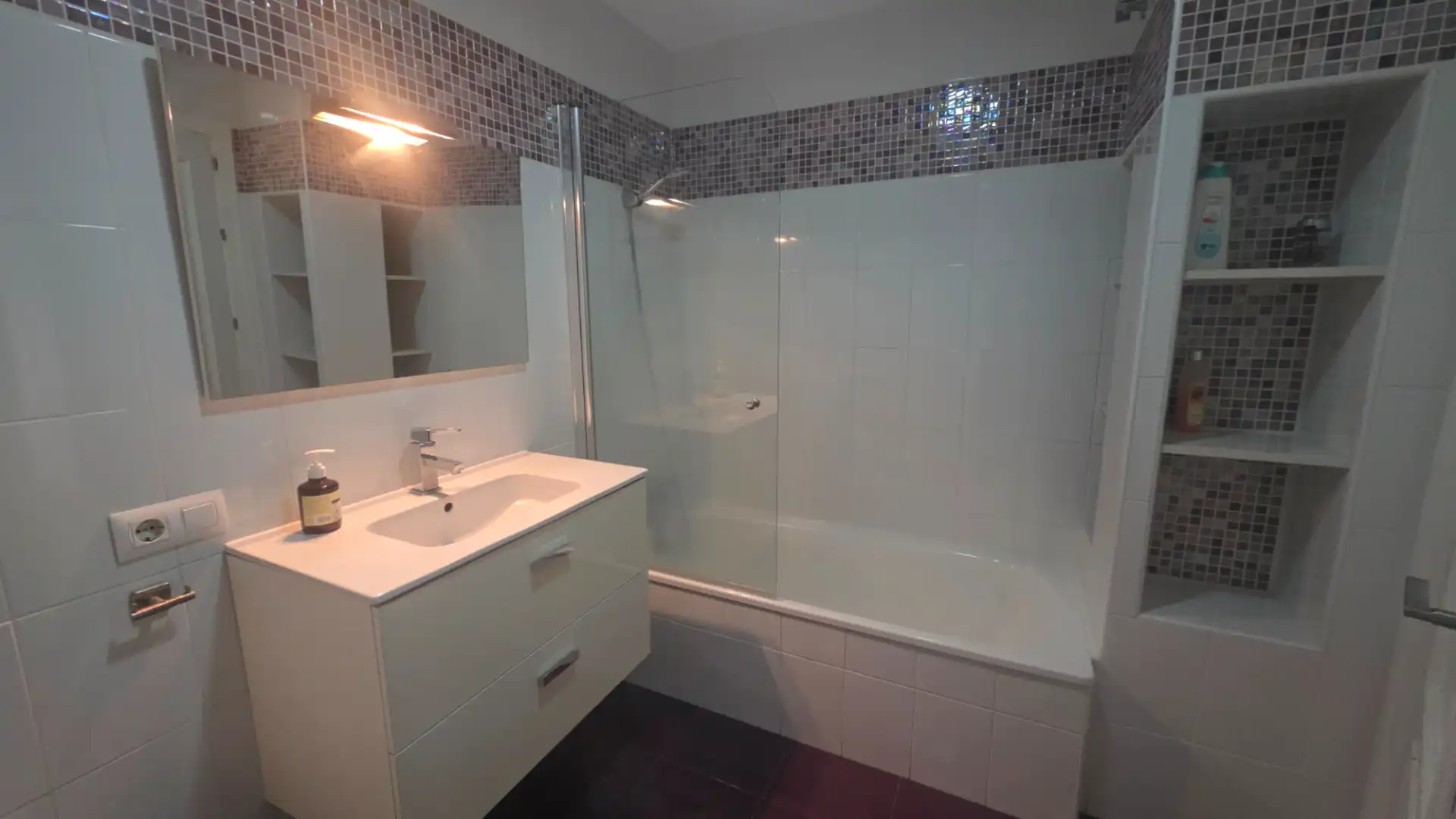 Baño de Apartamento en venta en Ubrique con Trastero