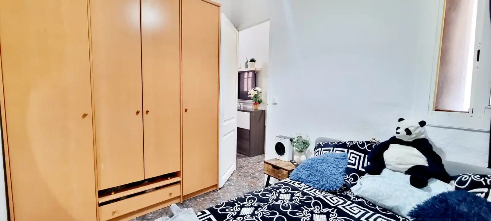 Bedroom of Flat for sale in L'Hospitalet de Llobregat  with Air Conditioner and Furnished