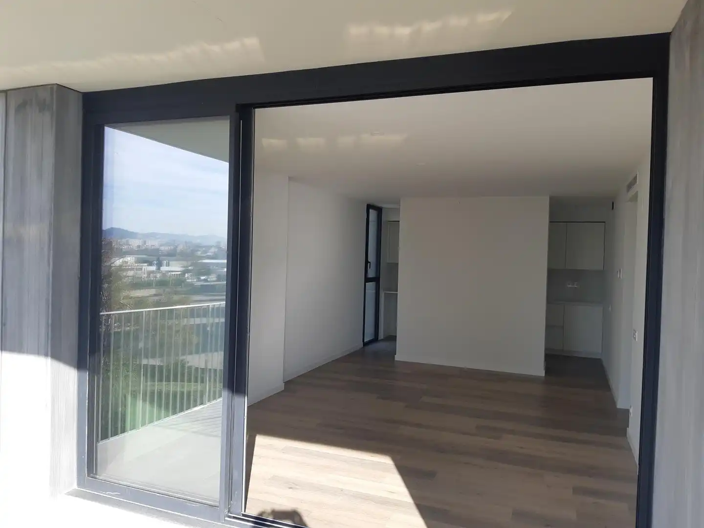 Piso de alquiler en Badalona con Calefacción, Jardín privado y Terraza