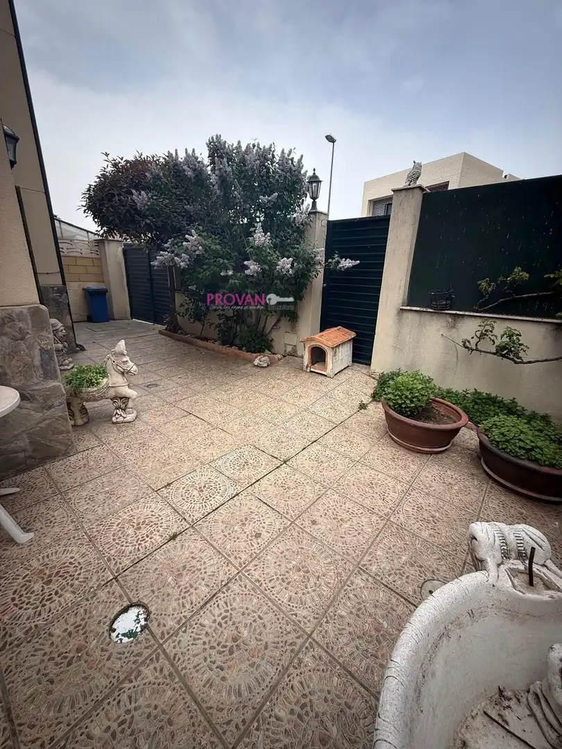 Terrace of Detached homes for sale in Loeches  with Heating, Private garden and Storage room