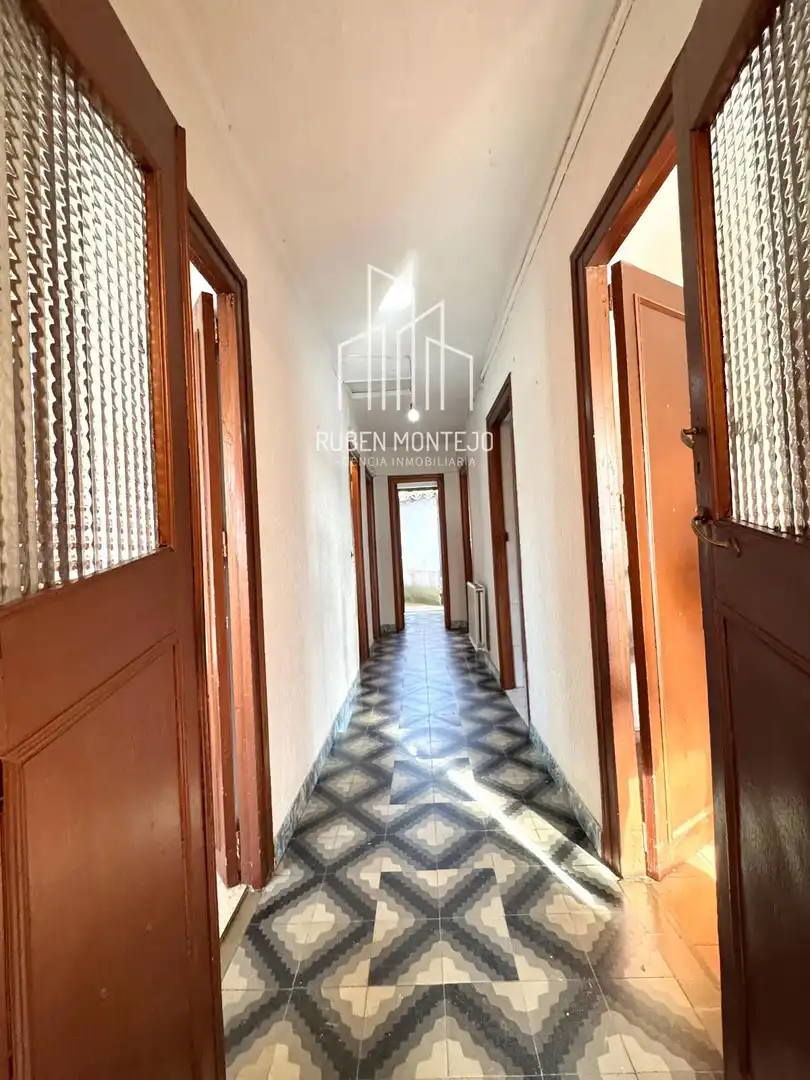Casa adosada en venta en Gomecello con Calefacción, Terraza y Trastero
