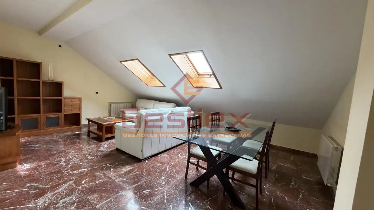 Wohnung zur Miete in Almendralejo mit Möbliert