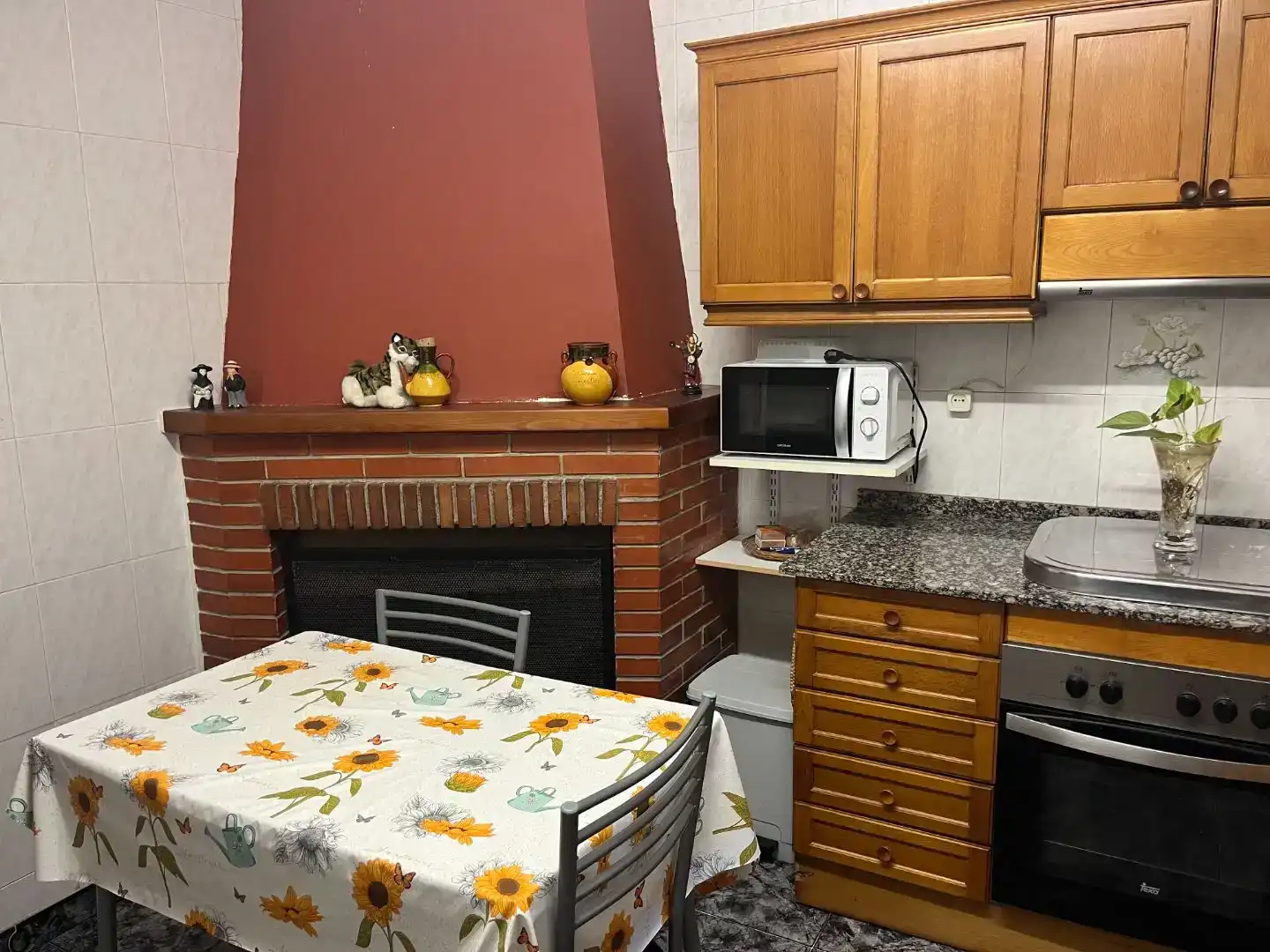 Küche von Maisonette zum Verkauf in Lleida mit Klimaanlage, Abstellraum und Möbliert
