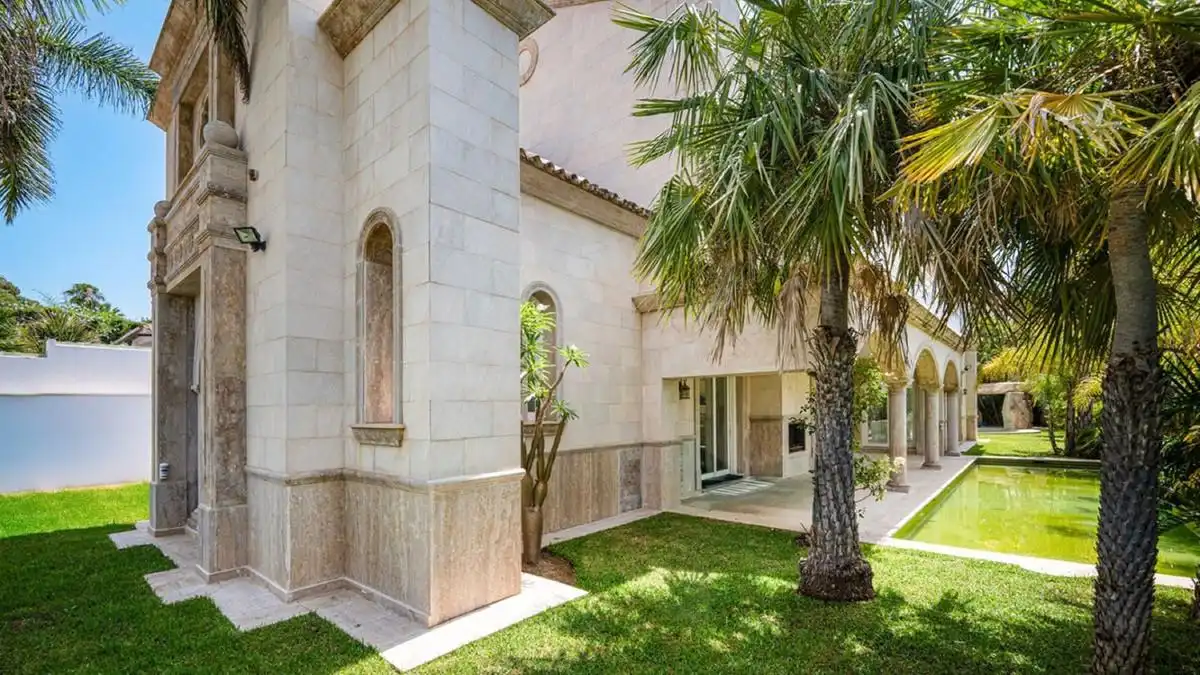 Exterior view of Houses for sale in Marbella  with Air Conditioner, Private garden and Terrace