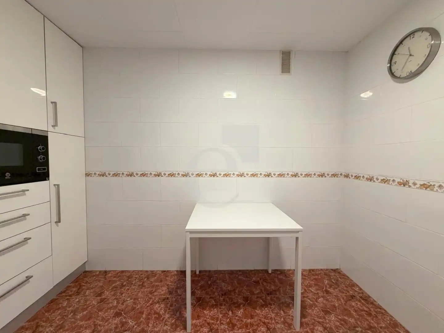 Cuina de Pis de lloguer en Valencia amb Aire condicionat, Terrassa i Moblat